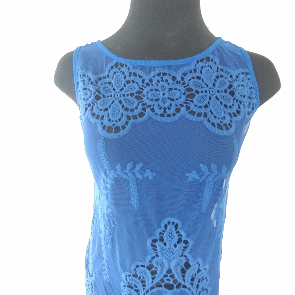 KAREN KANE TOP.  SIZE M